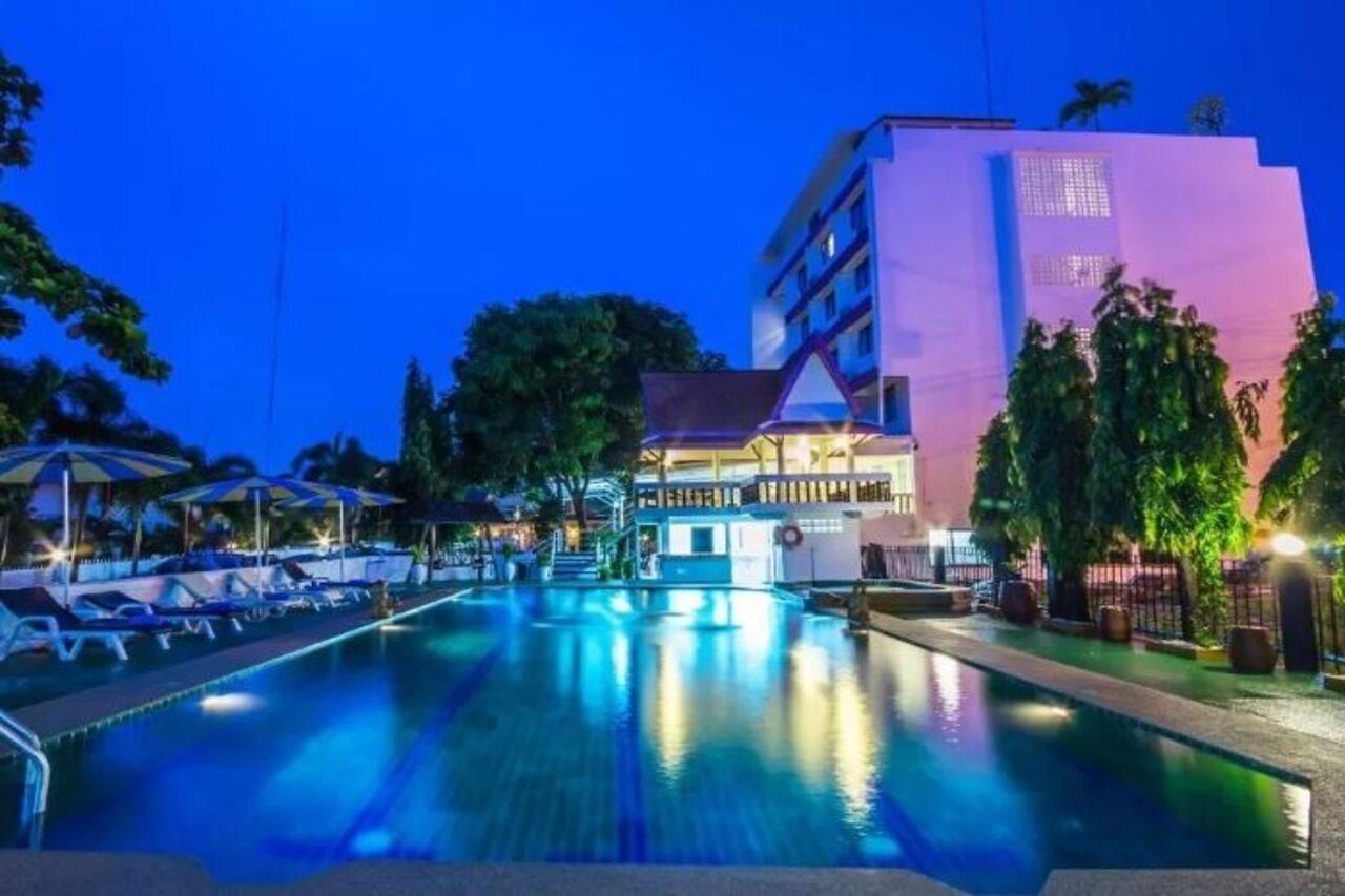 Hotel Zing Pattaya Exterior photo